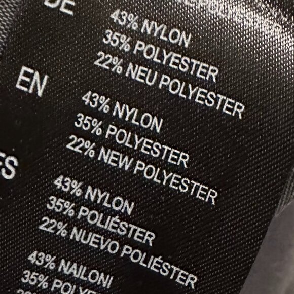 Kuhl Dark Grey Bermuda Shorts Adjustable Length Pull Tab Outdoor Hiking Size 6 - Picture 11 of 12